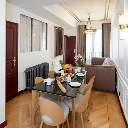 Apartment Champs Elysees - Lincoln Paris